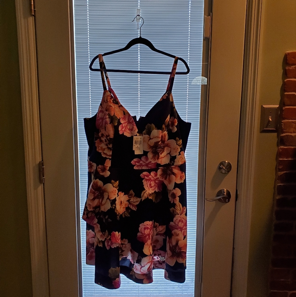 3 FOR $30.00 -SPEECHLESS Navy Floral Dress Brand New Sz 20